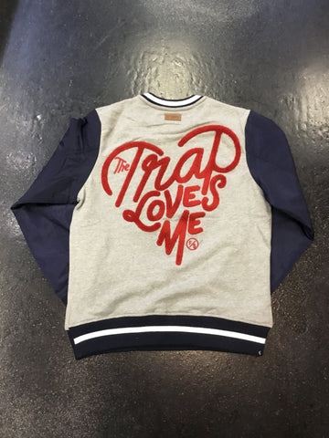 Fly supply trap love crewneck